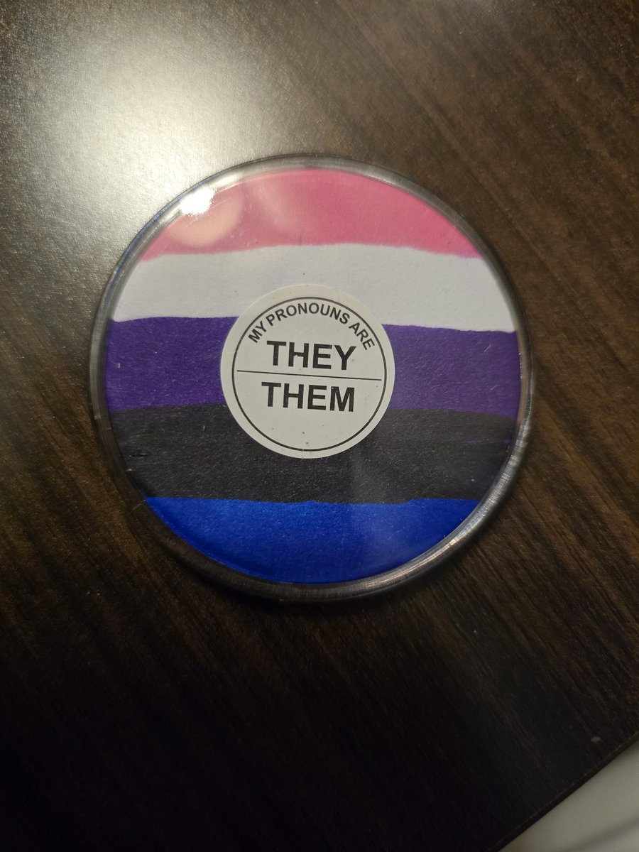 Come to the #genderqueer panel at #furcationland in panel room 1 at 8:30! Come talk about gender and talking about gender and come make a cool custom pin while we're chatting! #FCL2024