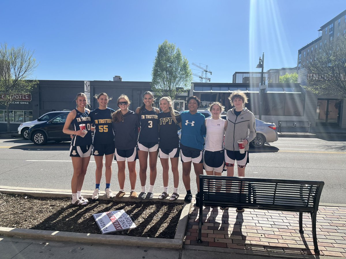 orjohnsons's tweet photo. Team fun in between games!  Missing our Shylee!  @CoachHeifner @coachjwhite13 #TFT #teamfun #teambonding https://t.co/Niq9CR6UZX