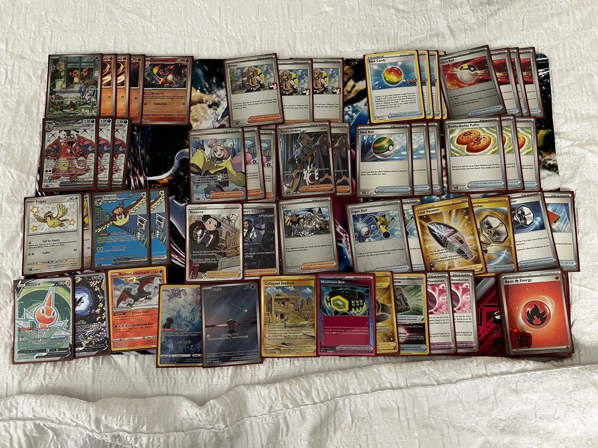 ThePlanter1229's tweet photo. Had a blast at Orlando Pokémon Regionals. Definitely need more experience at the game but glad I was able to meet new people. Gave Charizard one last ride at a major event, before going off to Vet school. #pokemon #pokemontcg #charizard https://t.co/nBNe7Q3FoA