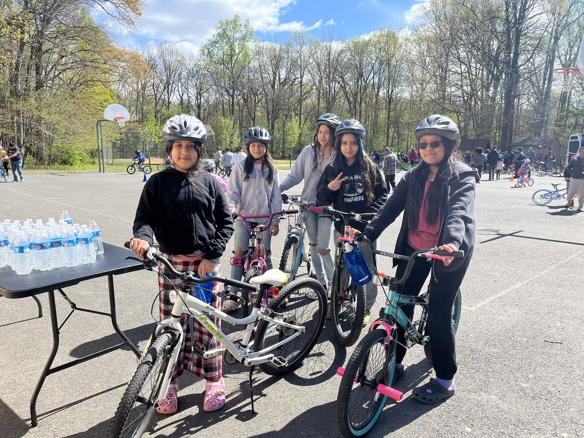 Rachel Albert (she/her) tweet media