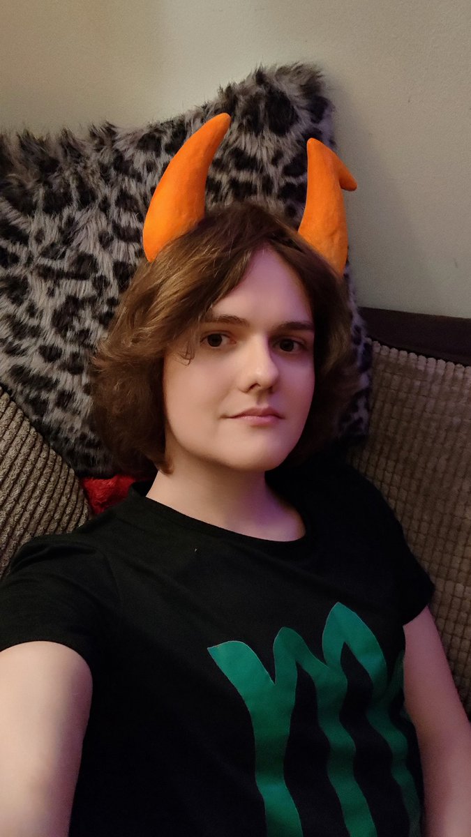 Thought I'd share my Kanaya horns for 413 #Homestuck