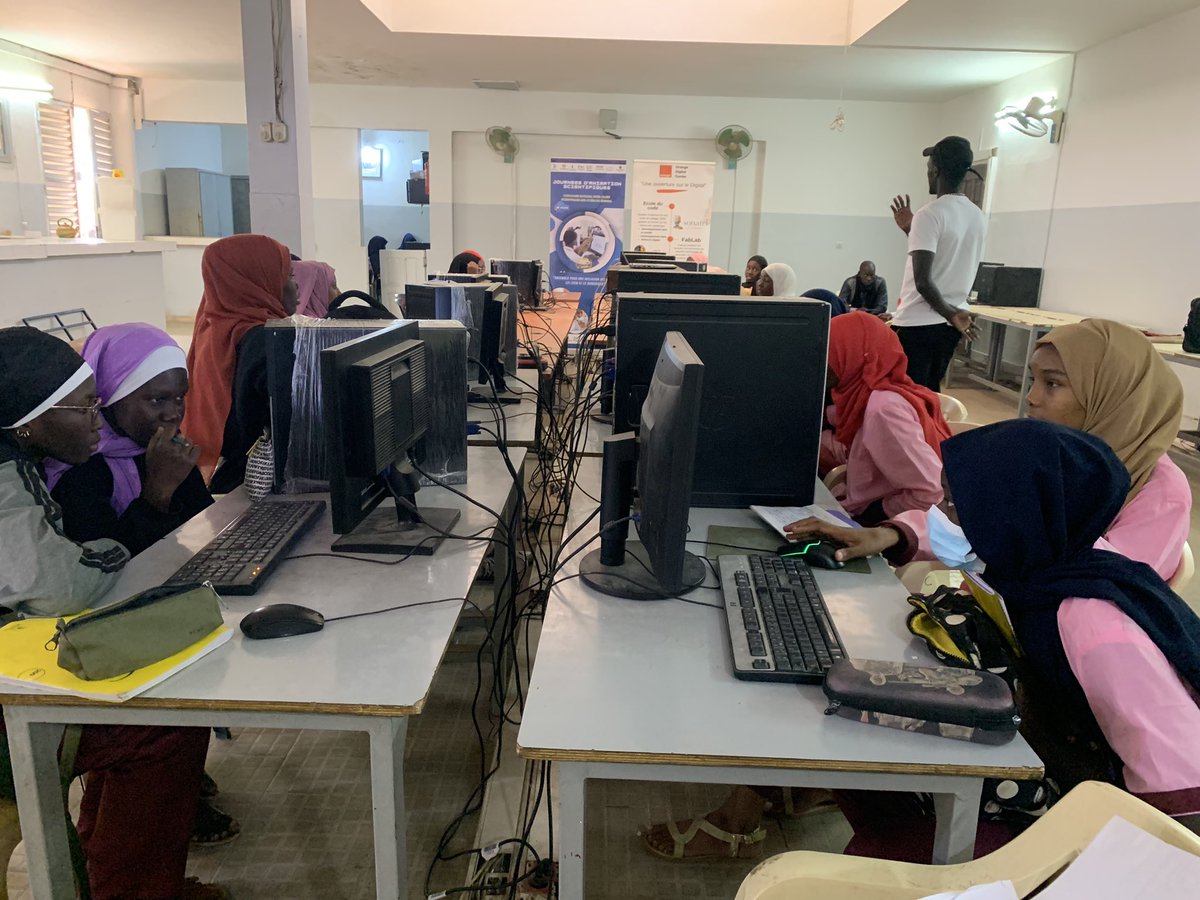 Aastic_Senegal's tweet photo. Formation préparatoire au concours #AASTIC_JDAS2024 les 10 et 11 mai 2024 au Lycée de jeunes filles J. F. Kennedy sur #Codage et logiciels @geogebra @ACDLabs…
Ensemble pour une inclusion sociale par les #STEM et le #Numerique.
@ODCSenegal @AcademySonatel @unchk_sn @UNESCO_Dakar https://t.co/pMcMt054wR