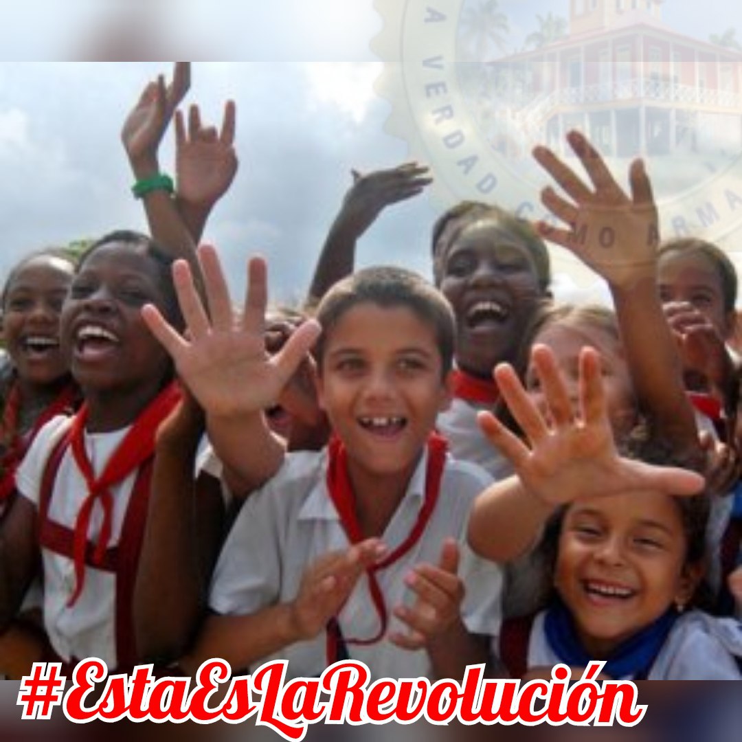 ¡Qué linda es #Cuba!. La gente más feliz del mundo. #CubaEsAmor tiene que multiplicarse por el mundo.