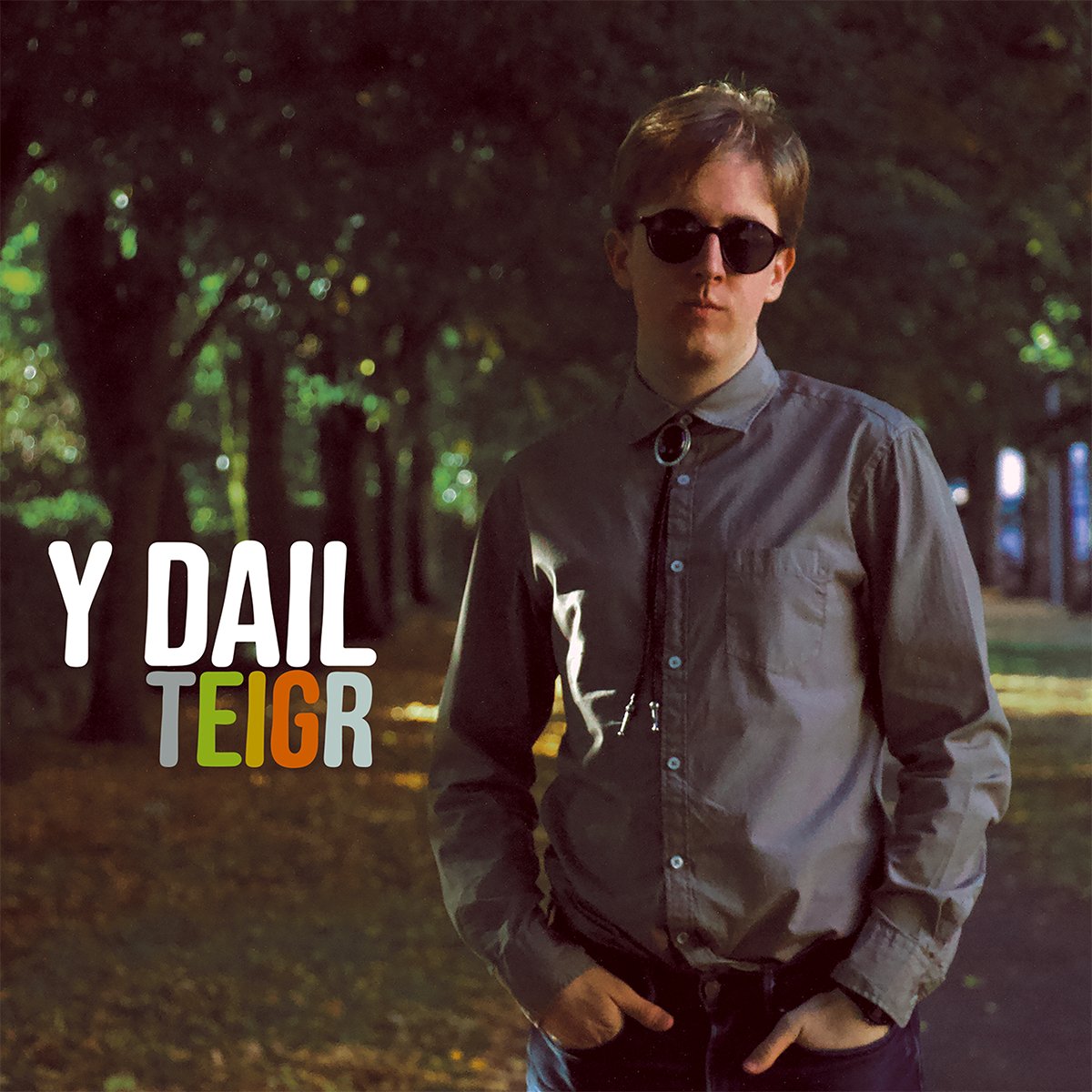 playing Y DAIL 'The Piper Pulled Down the Sky' ydail.bandcamp.com @ydail_ #BBCIntroducingOnRadioWales