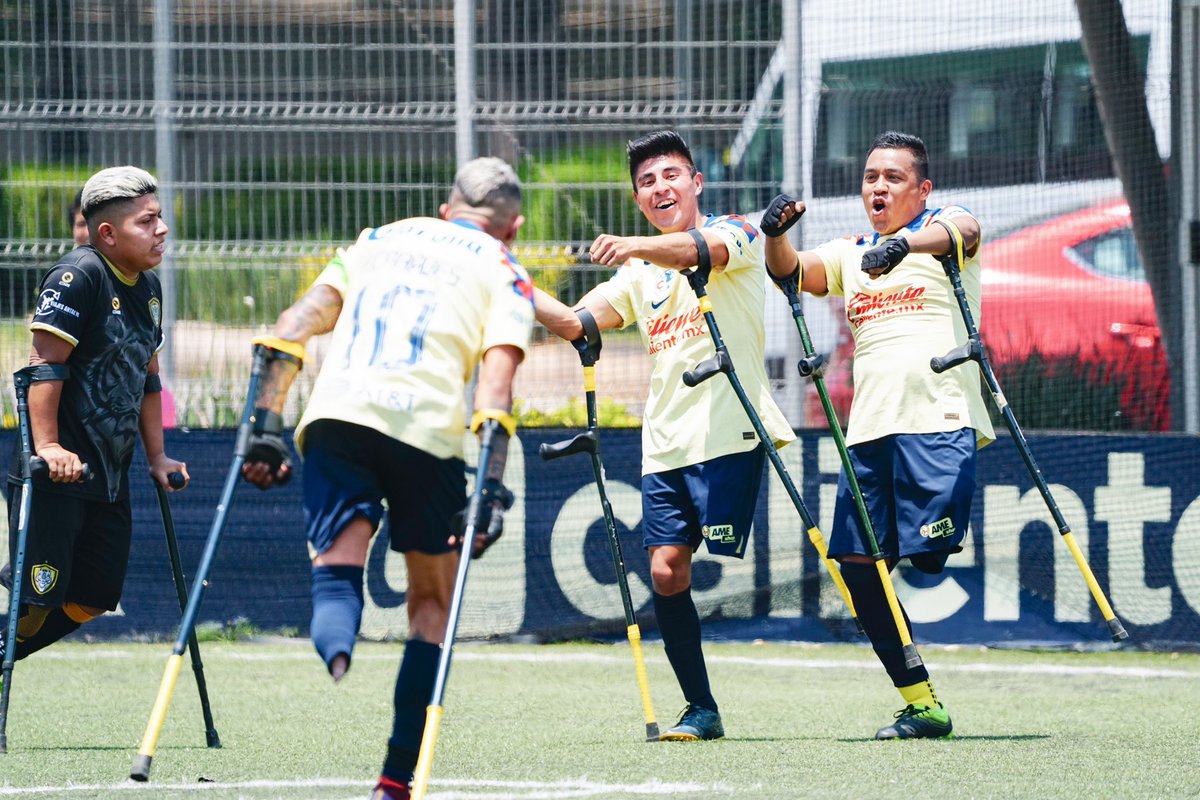 ClubAmerica's tweet photo. ¡Se da por iniciado el torneo de amputados! ✨

Y vaya forma de iniciar 💙💛

#NuestrasAlas https://t.co/qFsMtfy6Qa