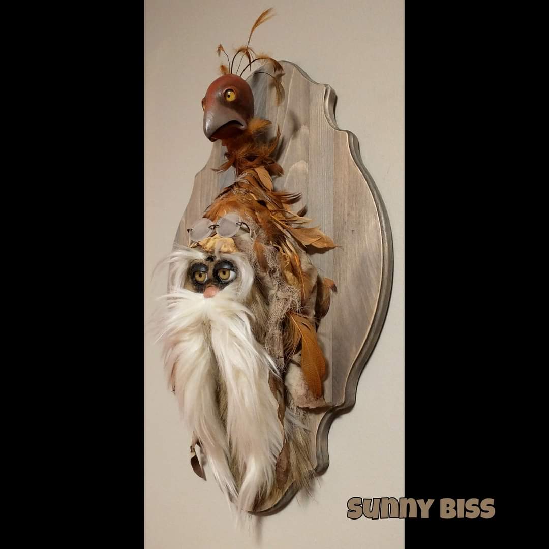 Sunnybiss's tweet photo. Another view of The Wiseman &amp; The Hat. Inspired by #JimHenson movie #Labyrinth. This was a fun one to make. #creatureartist #fantasycreatures #artist #fantasyart #creatureart https://t.co/bcrABgHMJA