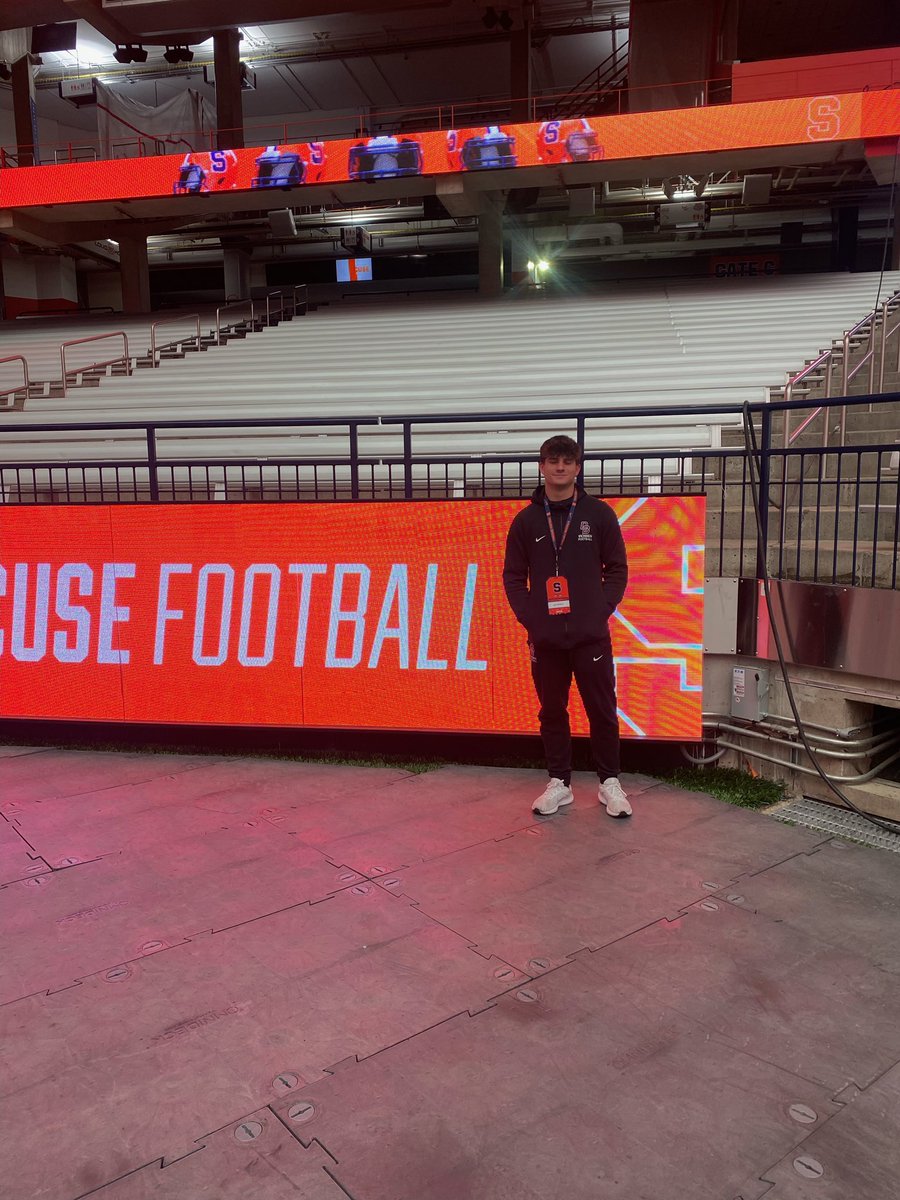 Huge Thank You to @CuseFootball for an amazing experience at your spring practice. It was great to talk to all of the coaches discussing family and faith. I look forward to coming up to camp in the summer. @FranBrownCuse @tony_giovagnoli @CoachJ_Schaefer @AMannicciCuse