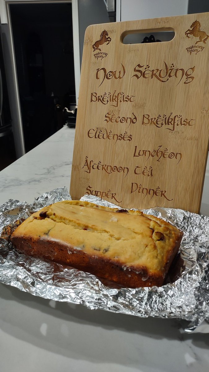 WE BAKED IT. Bilbo's Tea Cake. Second time baking this one. Just discovered there are even more variations on commercial recipe sites. This is one pretty good. For the Shire!

Recipe found here:  lotrscrapbook.bookloaf.net/other/recipes.…