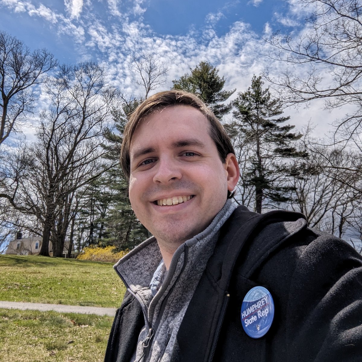 Beautiful weather today to knock 130 more doors in Newton Centre and Thompsonville over about six hours, so I could hear from voters about the challenges they're facing and what the state could be doing to help.