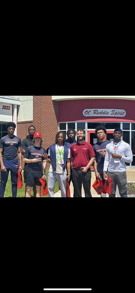 Had a great time today at @ReddiesFB Spring Game.! #CodeRed @coachcschu @Lliott_Curry @ReddiesCoachMax @CoachMattBoyle @CoachVert @LanceClark3 @CoachWarehime @zpoffical12 @ZaydenWalk14 @chris_y13