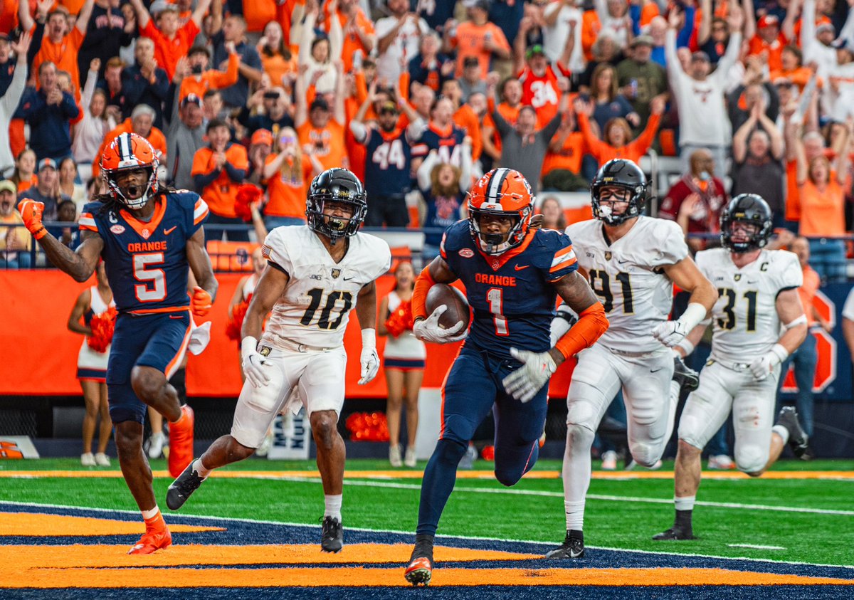 After A Great Phone Call with @CoachDRedd I am blessed to receive an offer to Syracuse! @GregBiggins @BrandonHuffman @ArmondSr @LoyolaFB @BlairAngulo @adamgorney @MohrRecruiting @ChadSimmons_ @On3Recruits @alecsimpson5 @CuseFootball