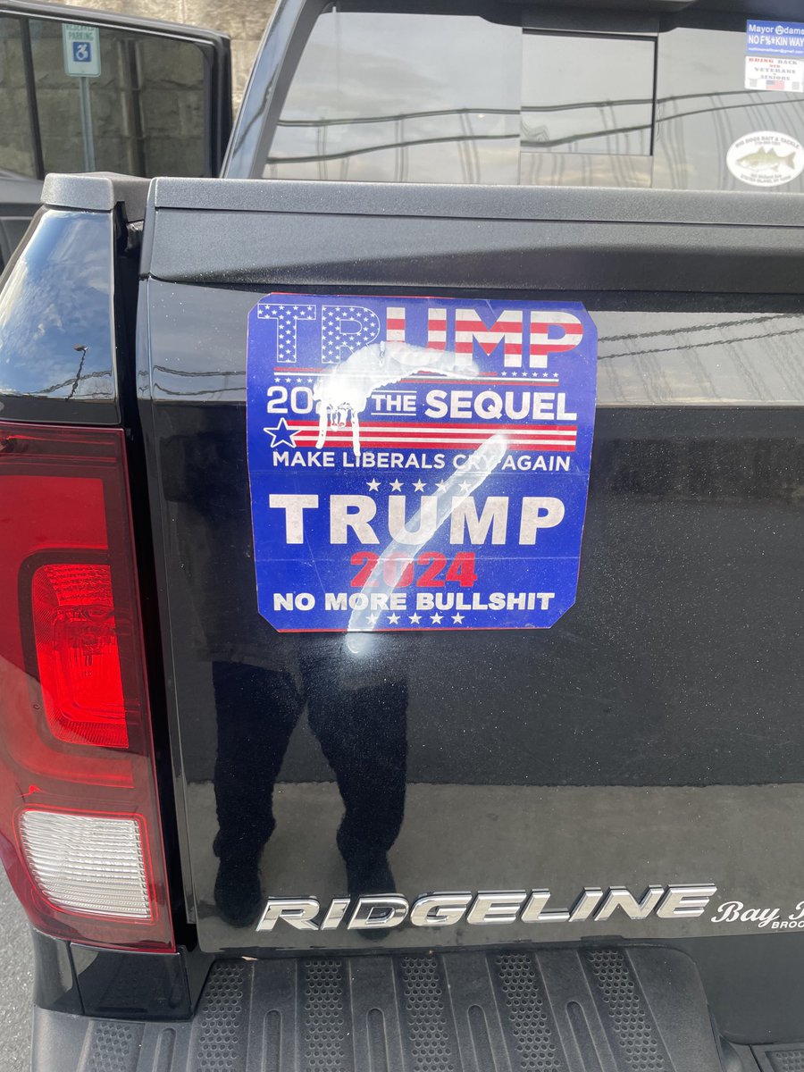it seems that we have a bunch of haters on Staten Island My daughter use my truck today. I went to snug Harbor to take my grandson and this is what happens in snug Harbor because they're all bunch of Democrats over there haters can't wait for November 5
