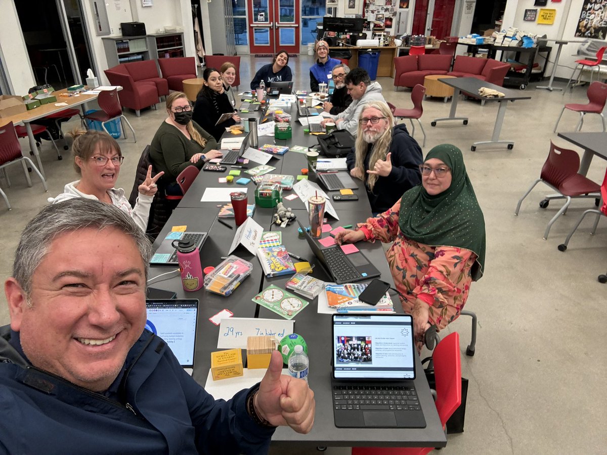A huge shoutout to .@mpusdway - Seaside High School for allowing me to train some truly dedicated educators. Working with passionate teachers on a Saturday has been incredibly inspiring! 🌟📚 #Education #MPUSD #Dedication #Newcomers