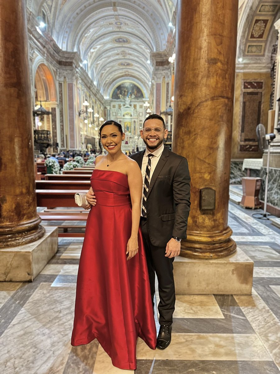 FelipeVieiraPB's tweet photo. Hora de casar nossos amigos queridos e sócios @leocardoso_m e Bárbara ♥️
Sempre muito bem acompanhado da minha @luannelopes_ https://t.co/Y1Odq611e6