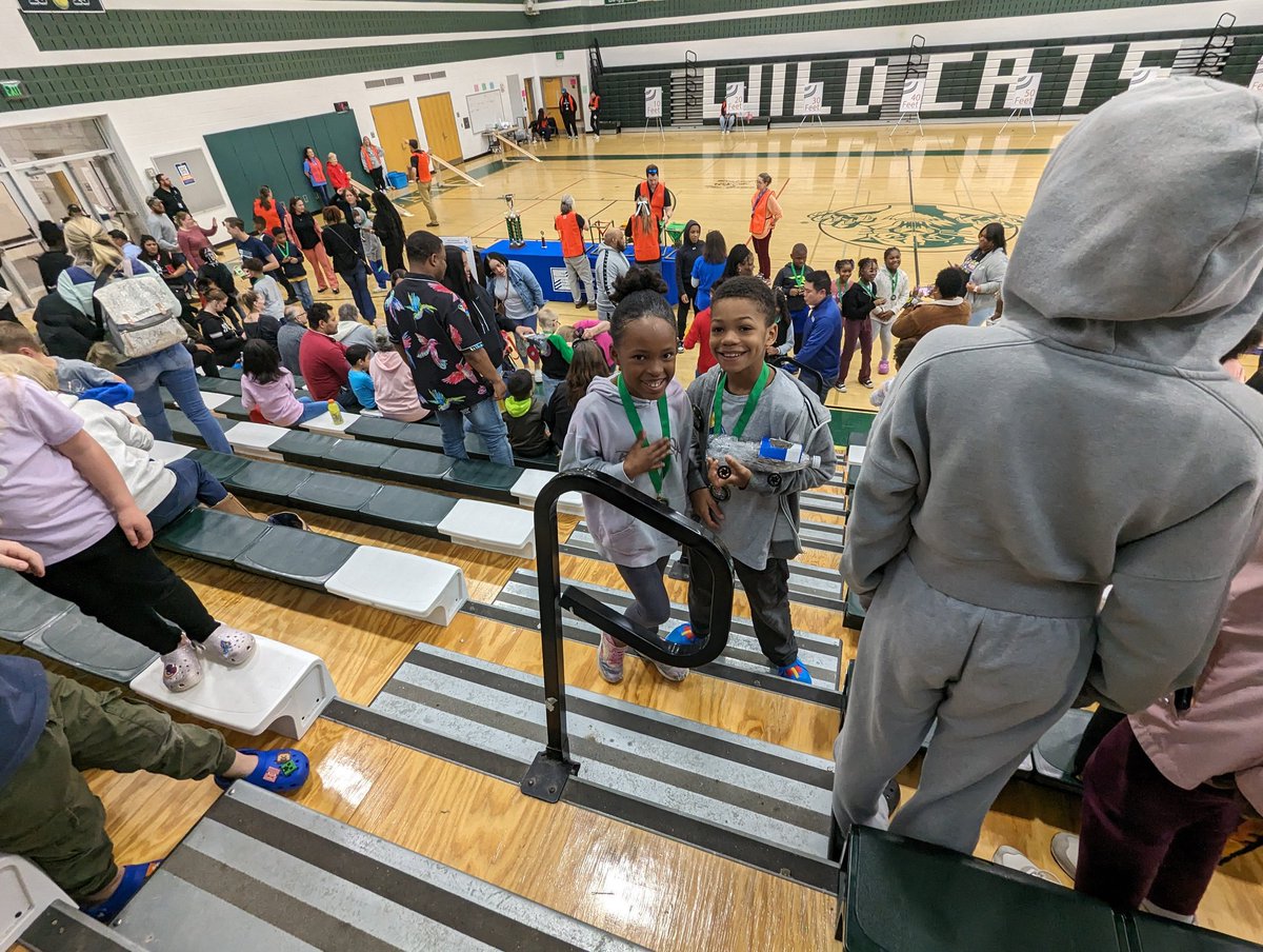 Holly Luttman-Waugh tweet media