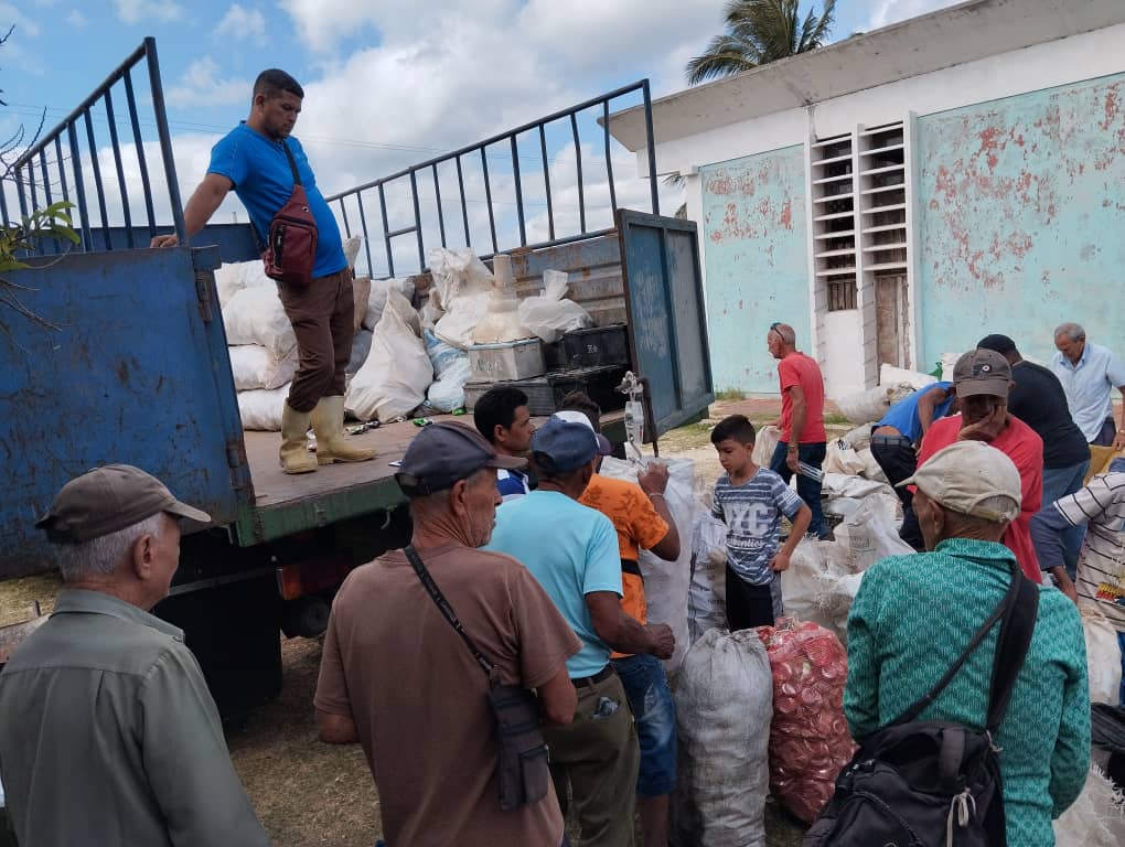 Proyecto #RecicloMiBarrio. 
#Matanzas #Cuba #GenteQueSuma #RecuperamosValores @cubarecicla @MatanzasRecicla