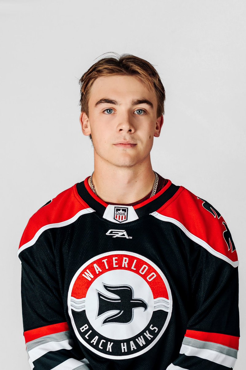 BlckHawksHockey's tweet photo. Oh captain our captain π§ββοΈ
Hilman with the early 1st period goal.
π- Carson Reed
WAT 1 DSM 0
#WATvsDSM https://t.co/WR33BilSR0