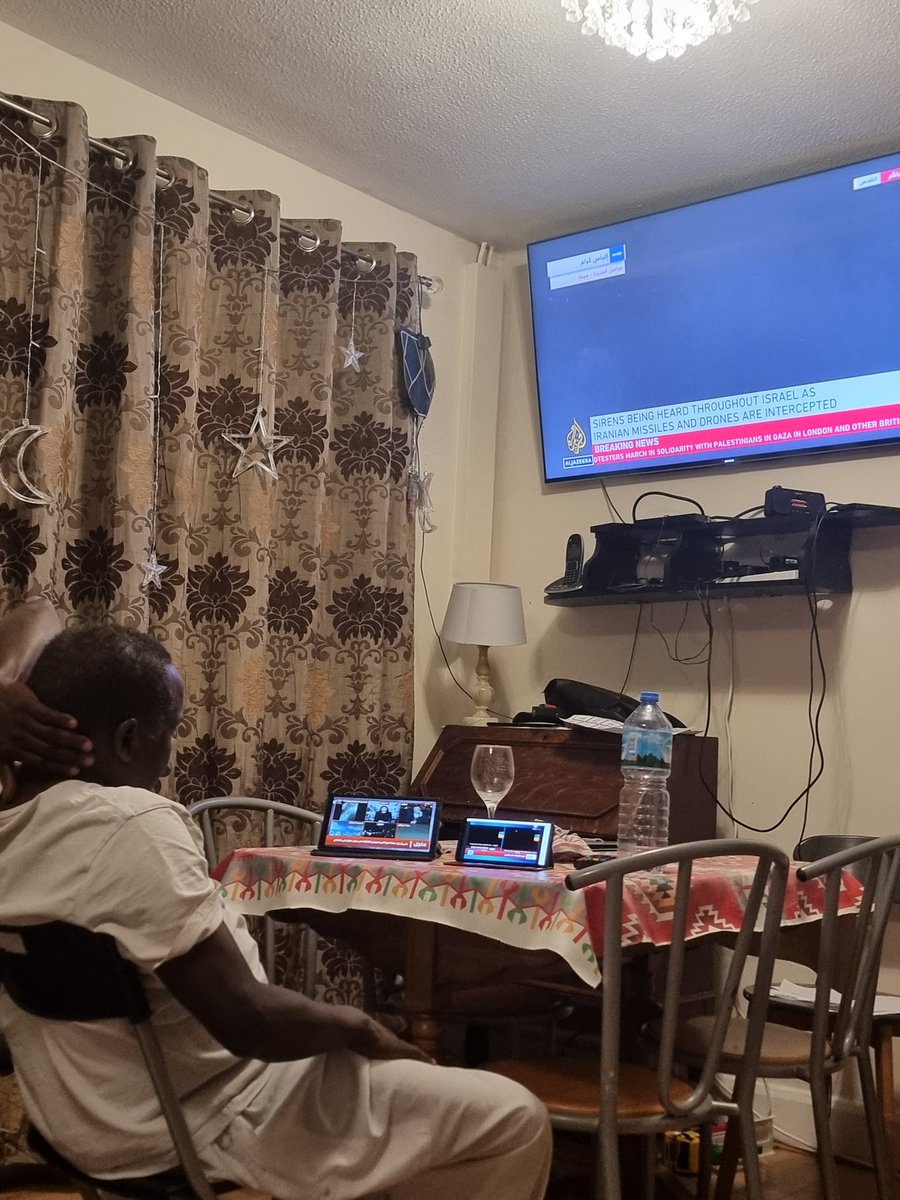 my dad watching this on 3 screens 😭😭😭