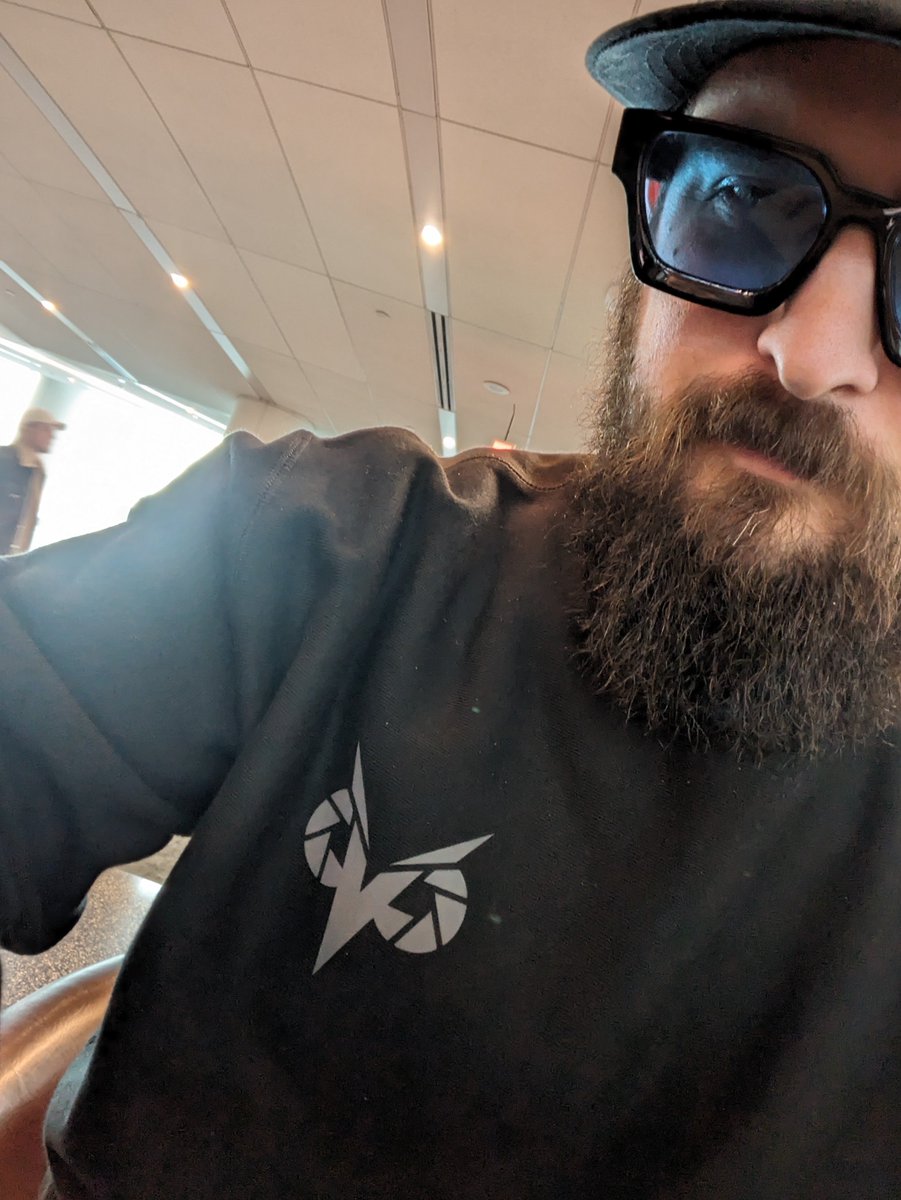 _owlbot's tweet photo. Look for me and @joeyfameli at NAB all week running coverage of the event for @ProVideo!

Subscribe to the ProVideo YouTube channel to get the updates as they come. Got a ton of interviews scheduled! https://t.co/3cblKLOo3U