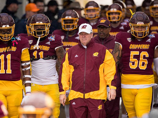 mason_mudd's tweet photo. #AGTG After a long talk with my family and countless time thinking I’m blessed to say I’m committing to Central Michigan University. Fire Up Chips!!!
@CoachKWallace @CoachMcElwain @RobbAkey https://t.co/Gr3IsAsnGk
