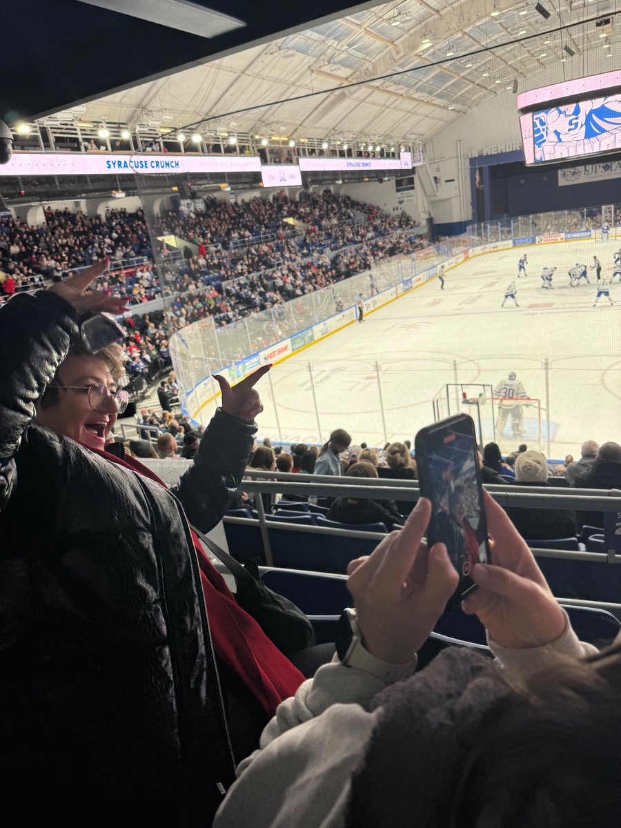 Legacymadojo's tweet photo. @SyracuseCrunch 1st timer all the way from Guatemala!
#crunchsocial #tullyspucks
213 G 1 https://t.co/MJEDyrE7sv