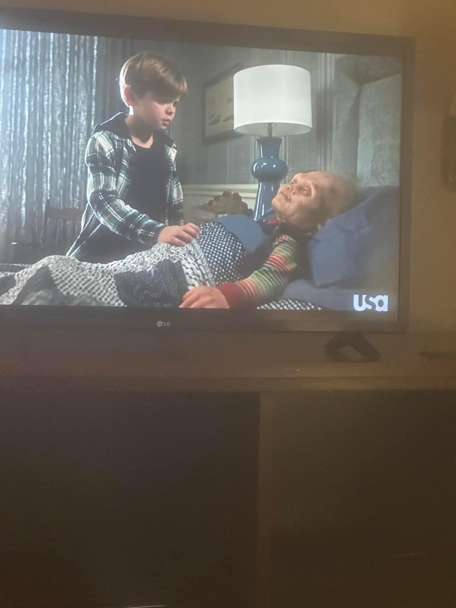 rahsh33m's tweet photo. They got chucky on hospice care 😩 https://t.co/tIXO1W8tbg