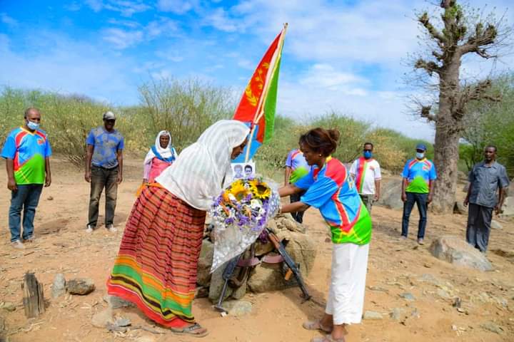 shurinti's tweet photo. " እቶም በሊዕኩም ትርስዑ ክትርስዕዎ ትኽእሉ ኢኹም፡፡ እቶም በሊዖም ዝዝኩሩ ግን ነዚ ክርስዕዎ ኣይኮኑን።እዞም ሰብ እዚኦም ናይ'ዛ ዝገበርዋ ዋጋ ክኸፍልዋ እዮም "፡፡

ቃል ጀ/ስብሓት ኤፍረም 
#EritreaSalutesItsMartyrs #Finalandbinding https://t.co/FBSSWtEiVO
