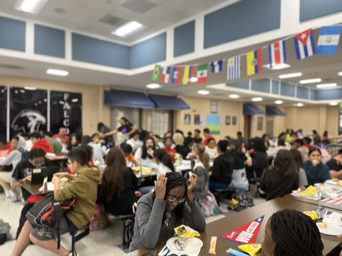 EJordanLMS's tweet photo. It’s a joy to celebrate our students at Lindely middle school. Congrats Q3 honor roll students. https://t.co/NlUdeFjCyo