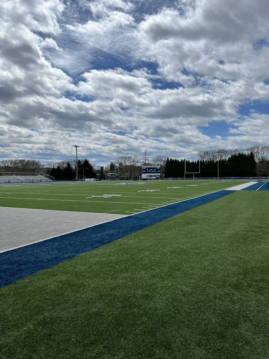 Thank you to @MoravianFB, @CoachYoniOffit and the coaching staff for the opportunity to visit and learn more about the program! hope to come visit in the fall!!