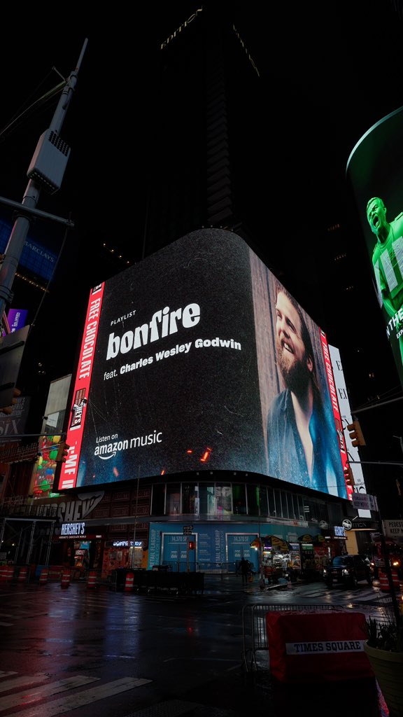 Times Square… ain’t bad, ain’t bad at all! Thanks to @amazonmusic for all the support! “Sundown” is available now exclusively on Amazon.