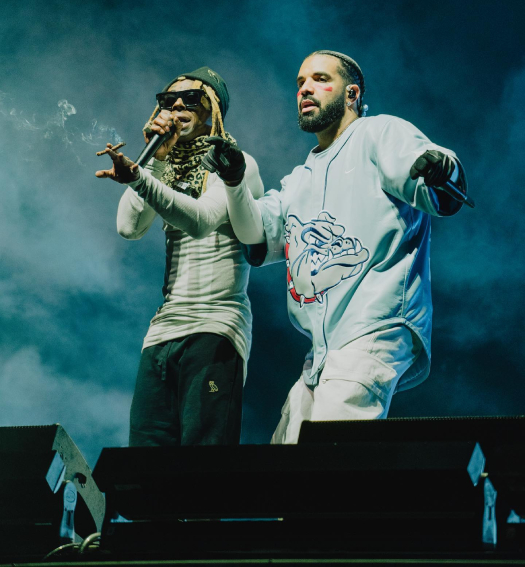 Kurrco's tweet photo. "Flow is copy &amp; paste, Weezy gave you the juice / Another white boy at the park that wanna hang with the crew"

— Rick Ross dissing Drake https://t.co/X2q6vKmXkg