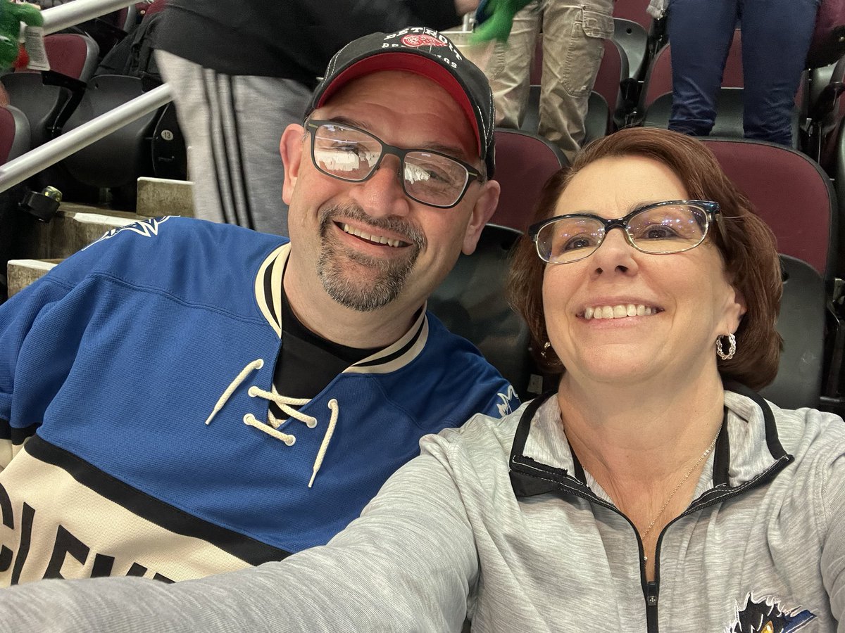 Excited to have won a game-worn jersey!! Last game! Fan salute!
#Fearthedepths <a href="/CLEMonsterClub/">CLEMonsterClub</a> <a href="/monstershockey/">Cleveland Monsters</a>