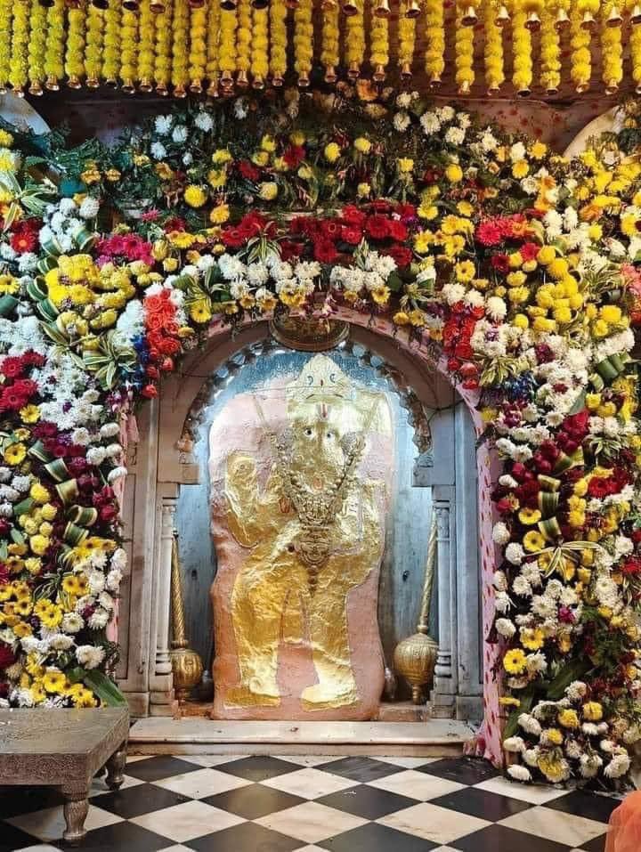 बालाजी महाराज के आज के भव्य प्रातः श्रृंगार दर्शन    14-04-2024 षष्ठी रविवार🔔                                                                  जय श्री सालासर बाला जी की जय श्री मेहंदीपुर बाला जी की #hanumanji #hanuman #salasar #salasardham #salasarbalaji #अयोध्या #ayodhya #viral