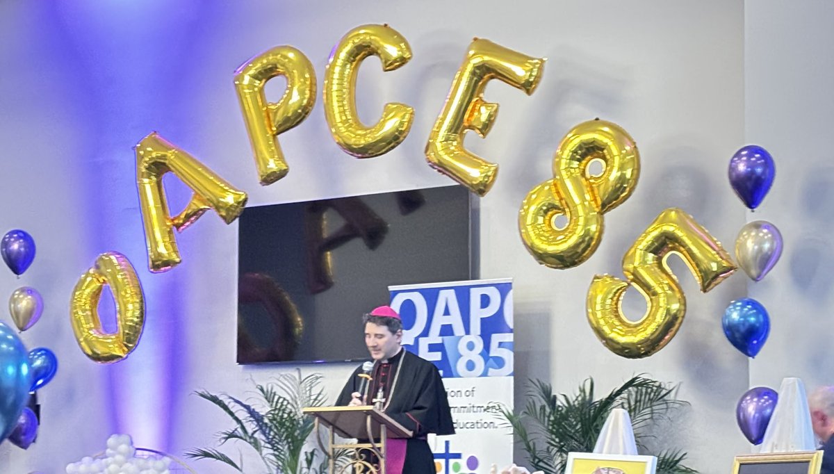MalecStanley's tweet photo. This evening we ended the #OAPCE85 conference with a wonderful keynote address by Archbishop Francis Leo 

@TCDSB @oapceontario @archtoronto @MPJ_TCDSB https://t.co/Q97UCdE5OT