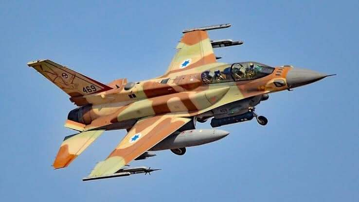 Aviões israelenses e americanos estão interceptando drones do Irã no espaço aéreo sírio e jordaniano.