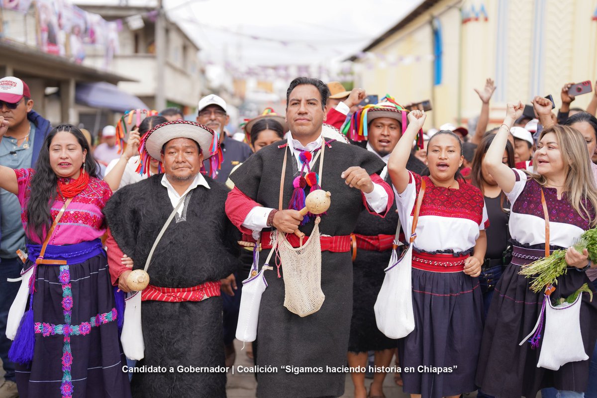 Los conquistadores se atrevieron a cambiar nuestras formas y estructuras de gobierno, nosotros queremos en la nueva era, reivindicar a los pueblos indígenas, que continúen con sus usos y costumbres, su esencia.