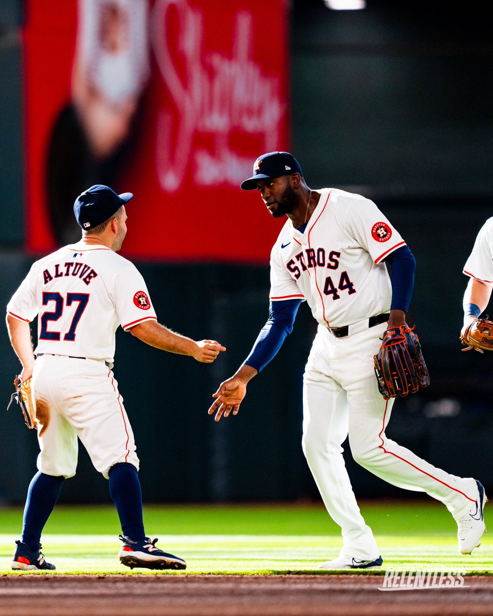 astros tweet picture