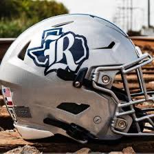Had a great time @RiceFootball It was great having conversations with @lucasreed12 and @iCoachNash I can’t wait to be back! 🦉🦉#RFND #GoOwls @mbloom11 @eastmang6 @TMcHargue16 @_MBartlett_ @footwork_king1 @jarrettbailey12