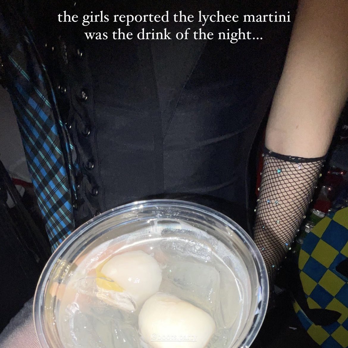 gay guys eat crab rangoon but girls drink lychee martinis
