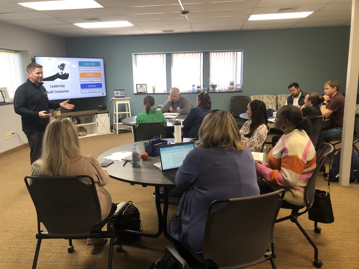 “RISING LEADERS: A Workshop for Aspiring Principals” was an amazing success today at @MEMSPA - Developing the school leaders of tomorrow with @davidsimpson512 & @dougammeraal @DesignEduGroup