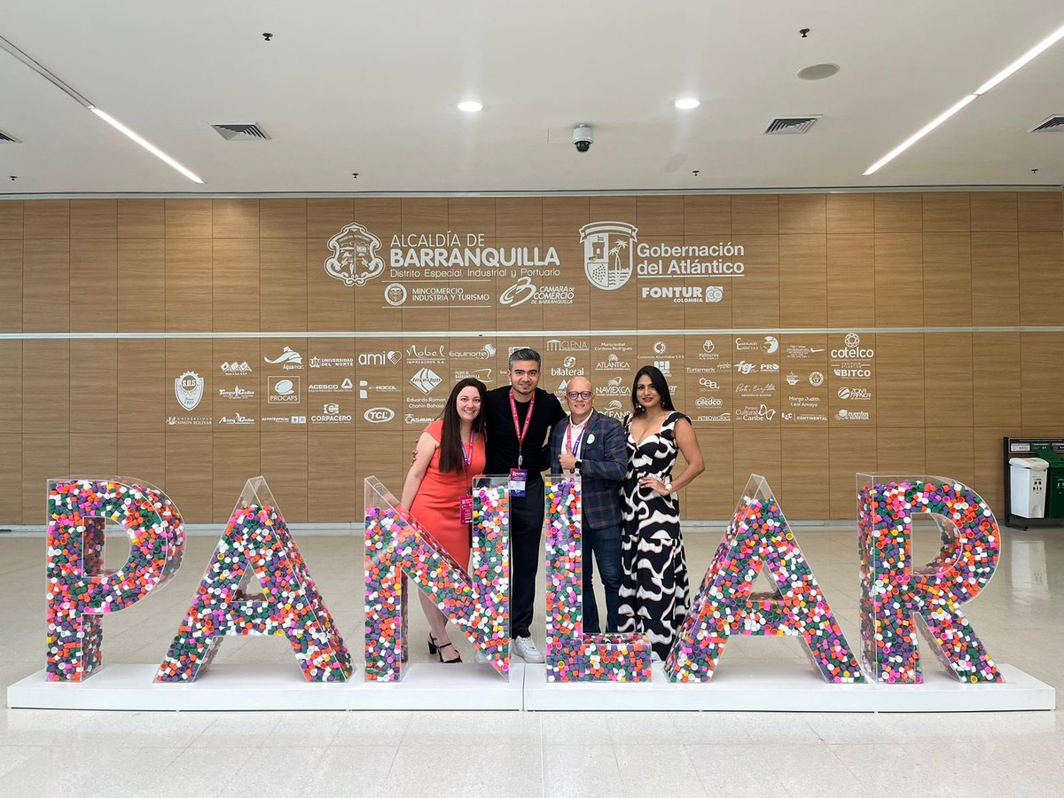 DrAdrianFelipeR's tweet photo. #PANLAR2024 Not only a space for grow in knowledge and tell experiences, but build friendship and meet great people too. @Asoreuma https://t.co/Sb2c2Ejmvj