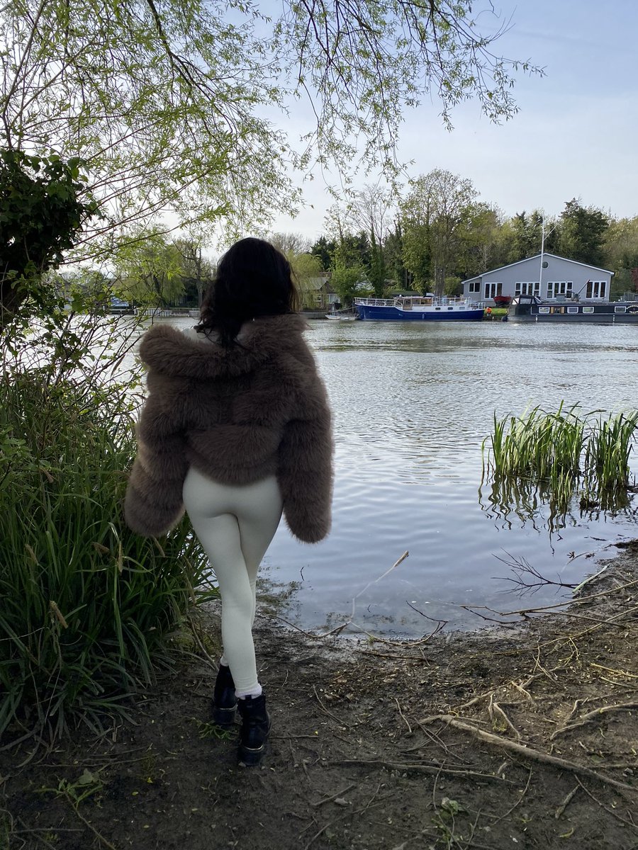 Maismaix's tweet photo. Forever a river lover 🫶🏼
So peaceful x 
#explore #explorepage https://t.co/WJKUsMYKyQ