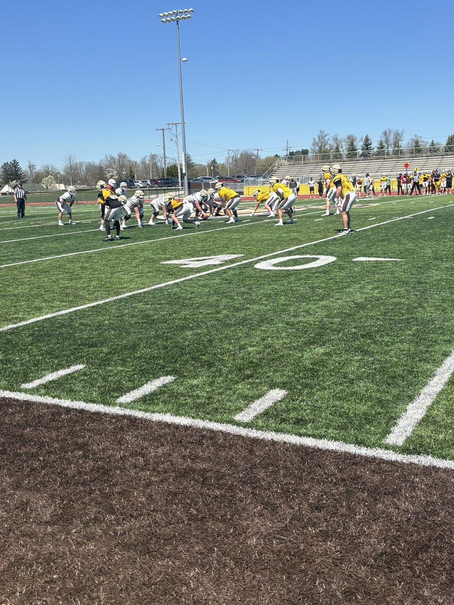 Had a great time visiting @valpoufootball today! Thanks @CoachMarquis for the invite. @CoachTomKaufman @GALancerFB