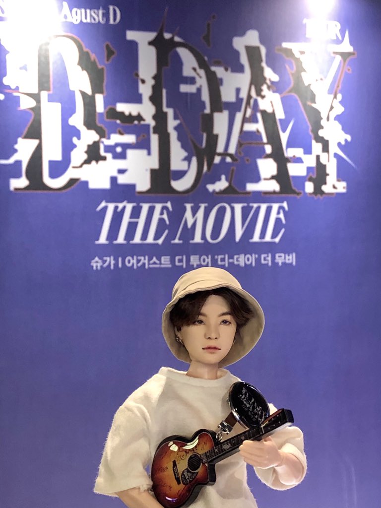 Dec_tantan's tweet photo. 슈가 | 어거스트 디 투어
‘디-데이’ 더 무비!

공연장과는 또 다른 느낌으로
너무 좋았던 아미밤 상영회❤️‍🔥

윤기 기타도 생기고 🎸 
형아 보러간 포도알 구요미
���킹이들까지 💜
덕분에 행복지수 급상승! 📈

고마워욤 담에 또 만나요오-
(@latteEHEHv😌🤍) https://t.co/0XOMhuCy7f