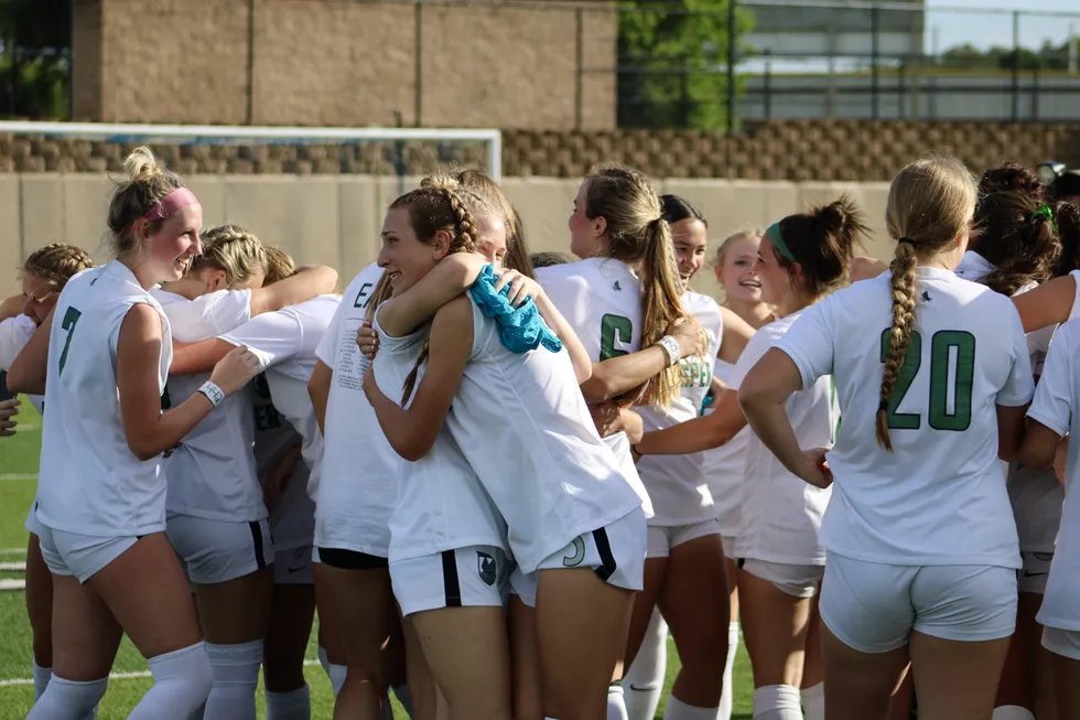 DESTINY FULFILLED: Prosper claims program’s first-ever state championship; Photo Gallery Prosper HC Matt Dickinson: “You can't ask for a better ending for our seniors. To see how they've impacted the program -- I couldn't be more proud.' READ:vype.com/Texas/DFW/dest…