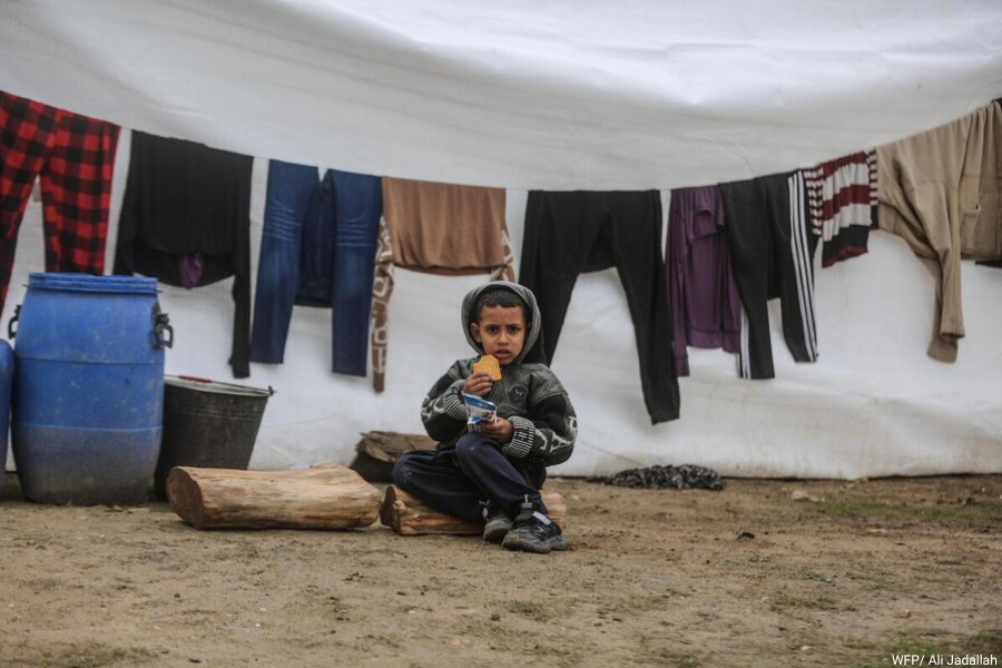 UN's tweet photo. How is famine defined, and what stages are there before people reach such a catastrophic level of hunger?

@WFP explains: https://t.co/vvDd2peKj3 https://t.co/JfJ01lewkR