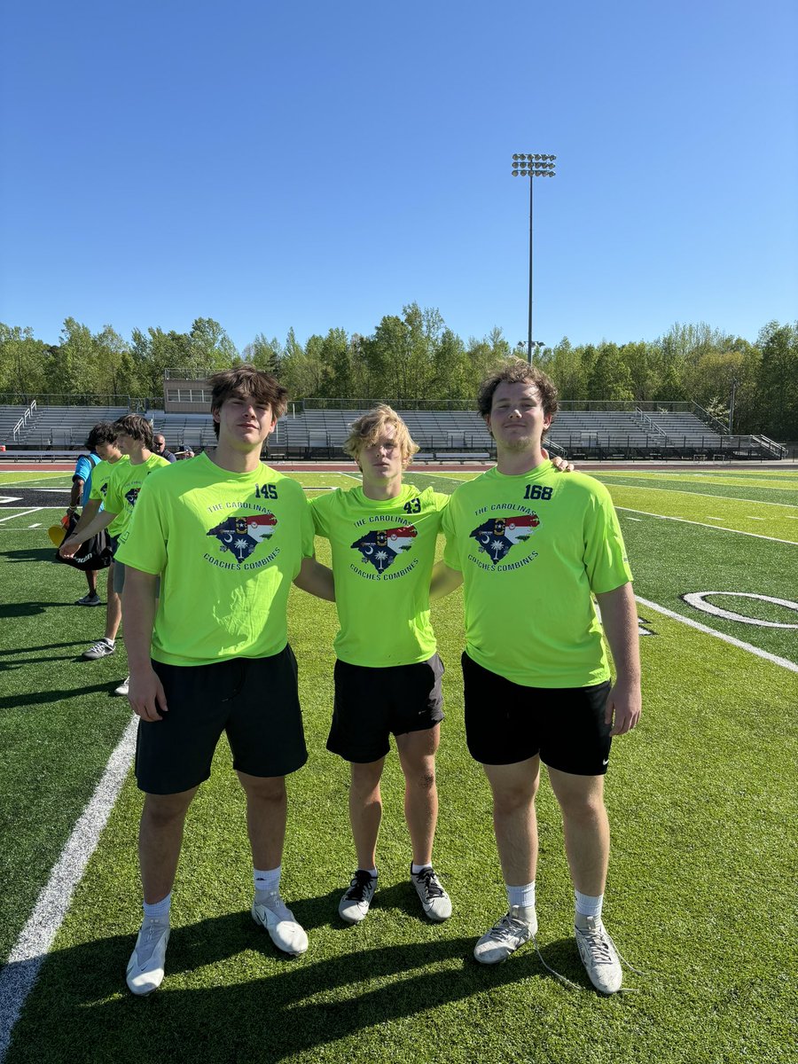 Great job from some of our rising Juniors today @CoachesCombines in York. Look forward to spring ball and the upcoming season. @Gator_Athletics @CoachBHardin @ZebRitchie @CoachHayes42 @RBGatorFootball @Alex_Kirylo @JoshLBerndt @HaydenMyers00