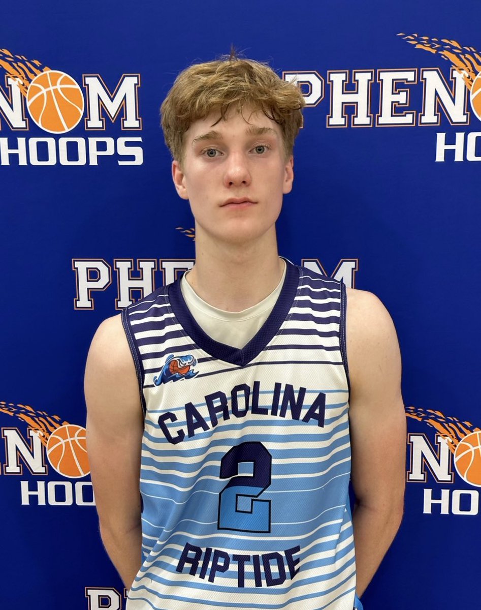 Riptide2025's tweet photo. 6’3 PG @EthanMorgan25 in the 61-51 Riptide win over Combine Academy:

🔥 12 points
🔥 8 rebounds
🔥 5 assists
🔥 2 charges taken

@CarolinaRiptide 
@hodge520 
@Phenom_Hoops 
#PhenomGrassrootsTOC https://t.co/AMXMTvLSfo