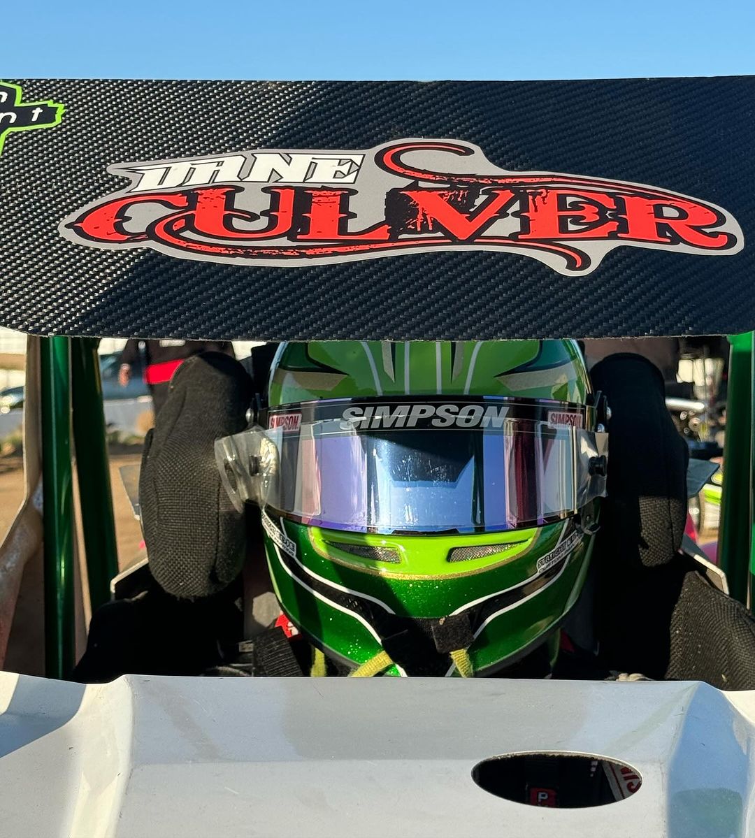 You can't beat the feeling of fresh paint on a Simpson lid! Dane Culver is all setup thanks to Mark Mcclellan. holley-social.com/SimpsonCarbonV… #TeamSimpson #Simpson #SimpsonHelmets #SimpsonSafety