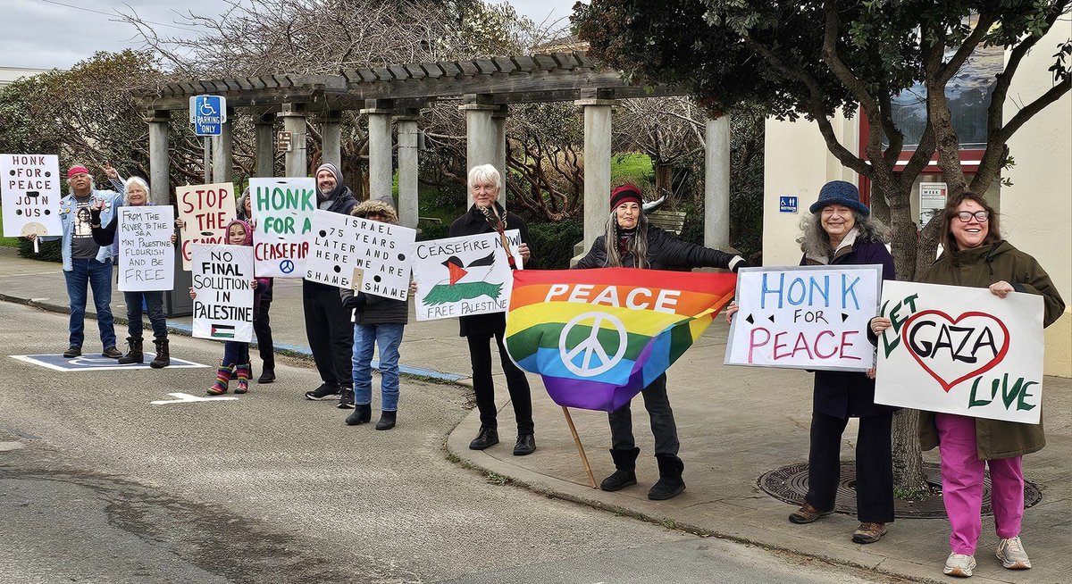 MendoCoast's tweet photo. Considering ways to #EndSupport for the whack-a-mole uptick in traumatizing military horrors, illegal covert actions and secreted war crimes against humanity -- all funded by U.S. tax dollars. @KentStateTruth #PeaceNow ☮️💟🌺 https://t.co/TVzScvy6OE